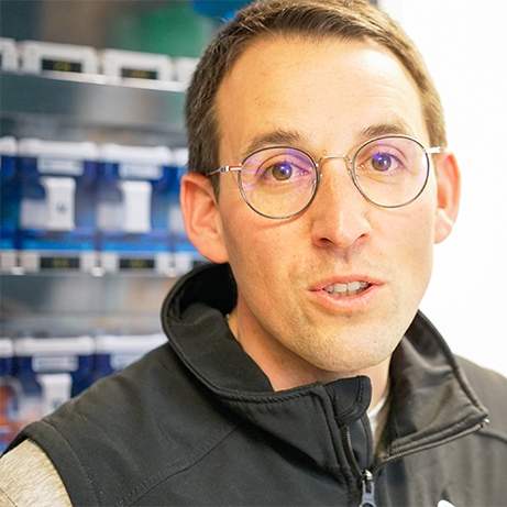 Victorien Bottazzini, Pharmacien